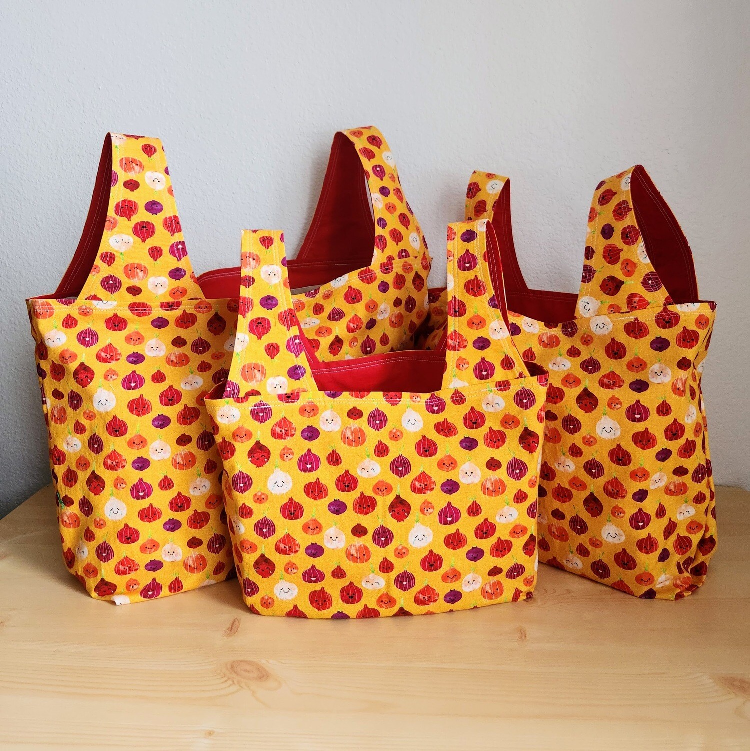 Happy Onions &amp; Garlic Reusable Bag