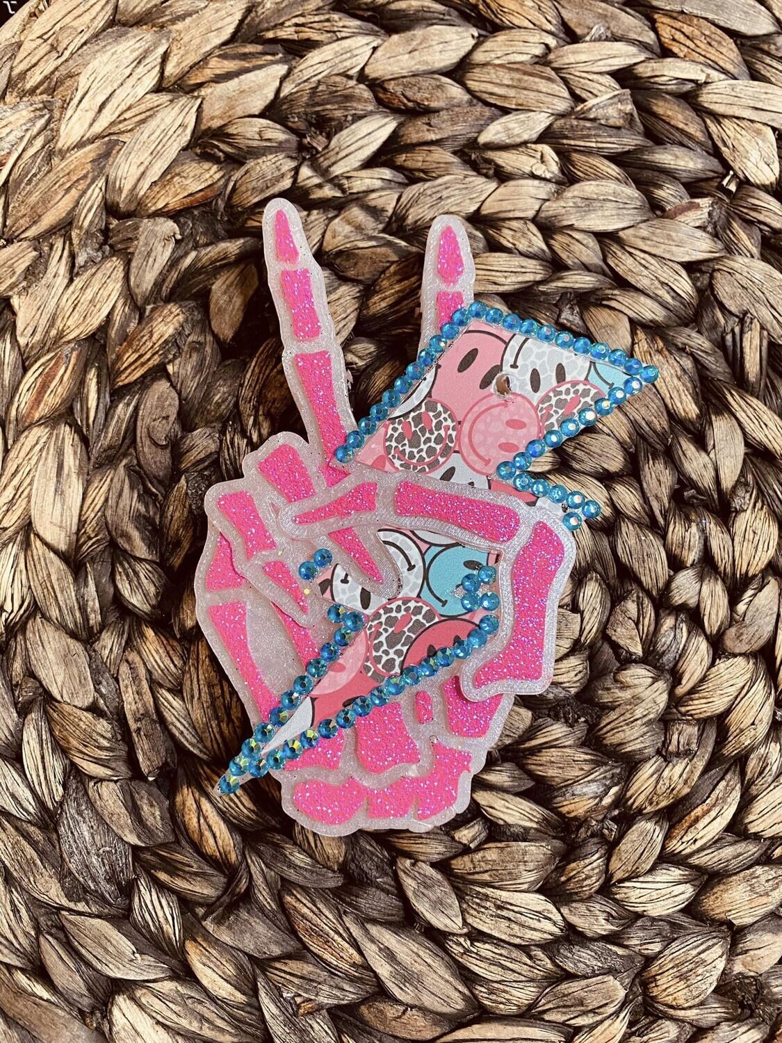 Skeleton hand smiley bolt