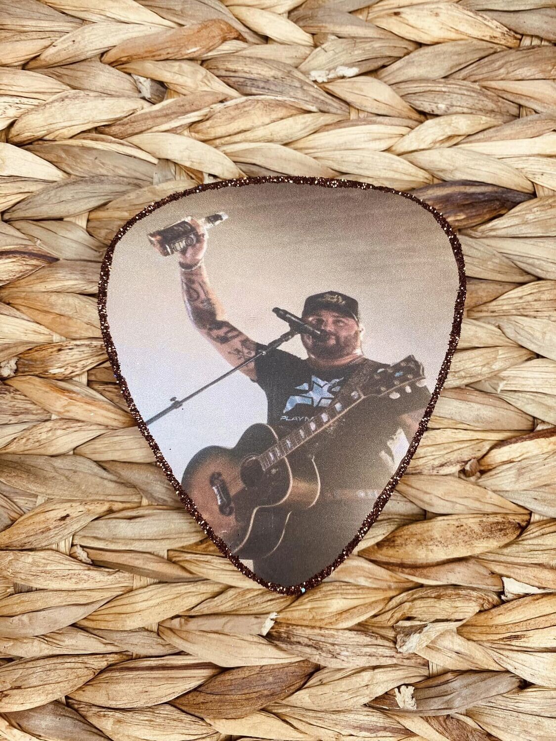 Guitar Pick Singers