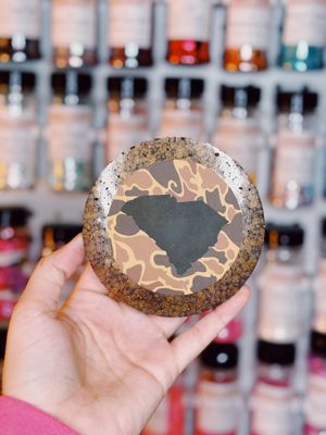 Camo round with state