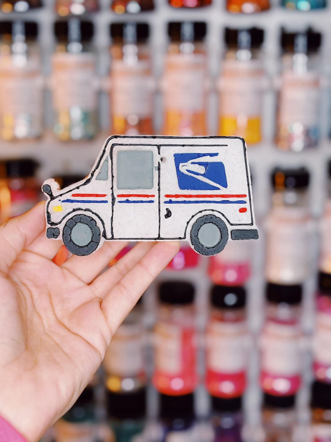 USPS mail truck