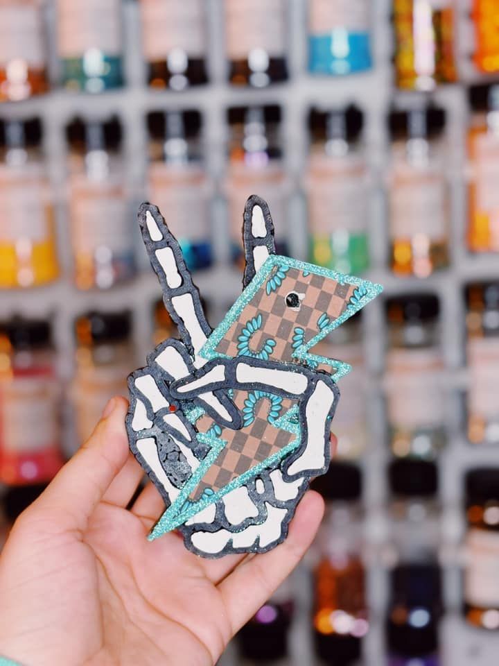Skeleton hand western boujee