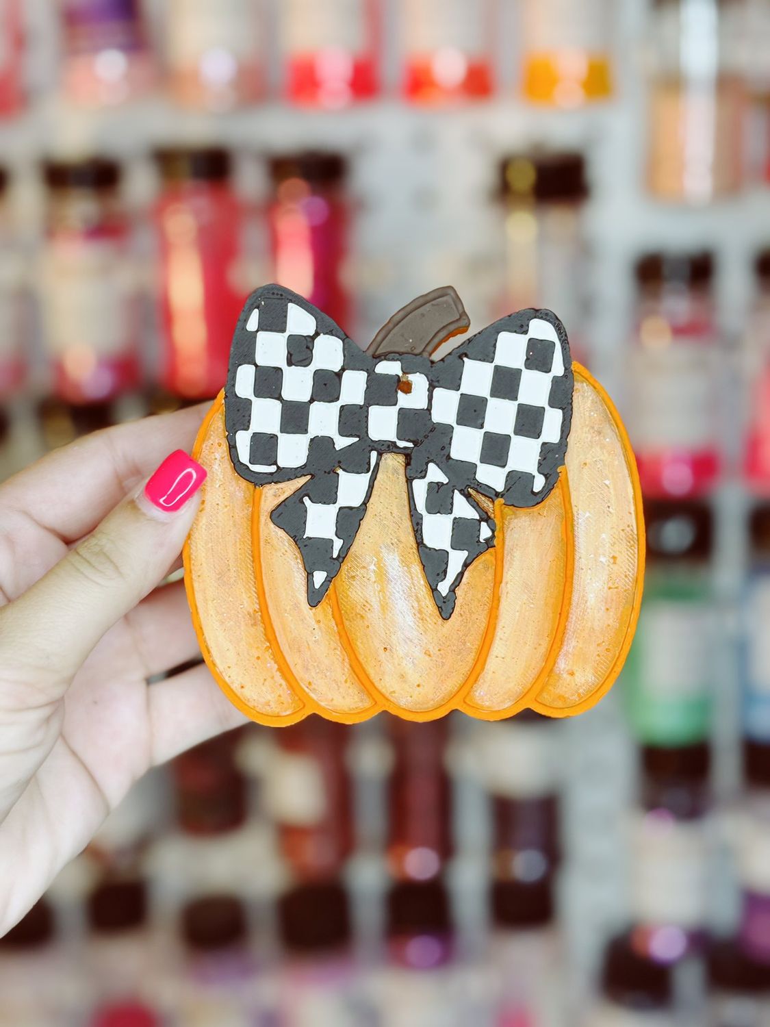 Checkered bow pumpkin