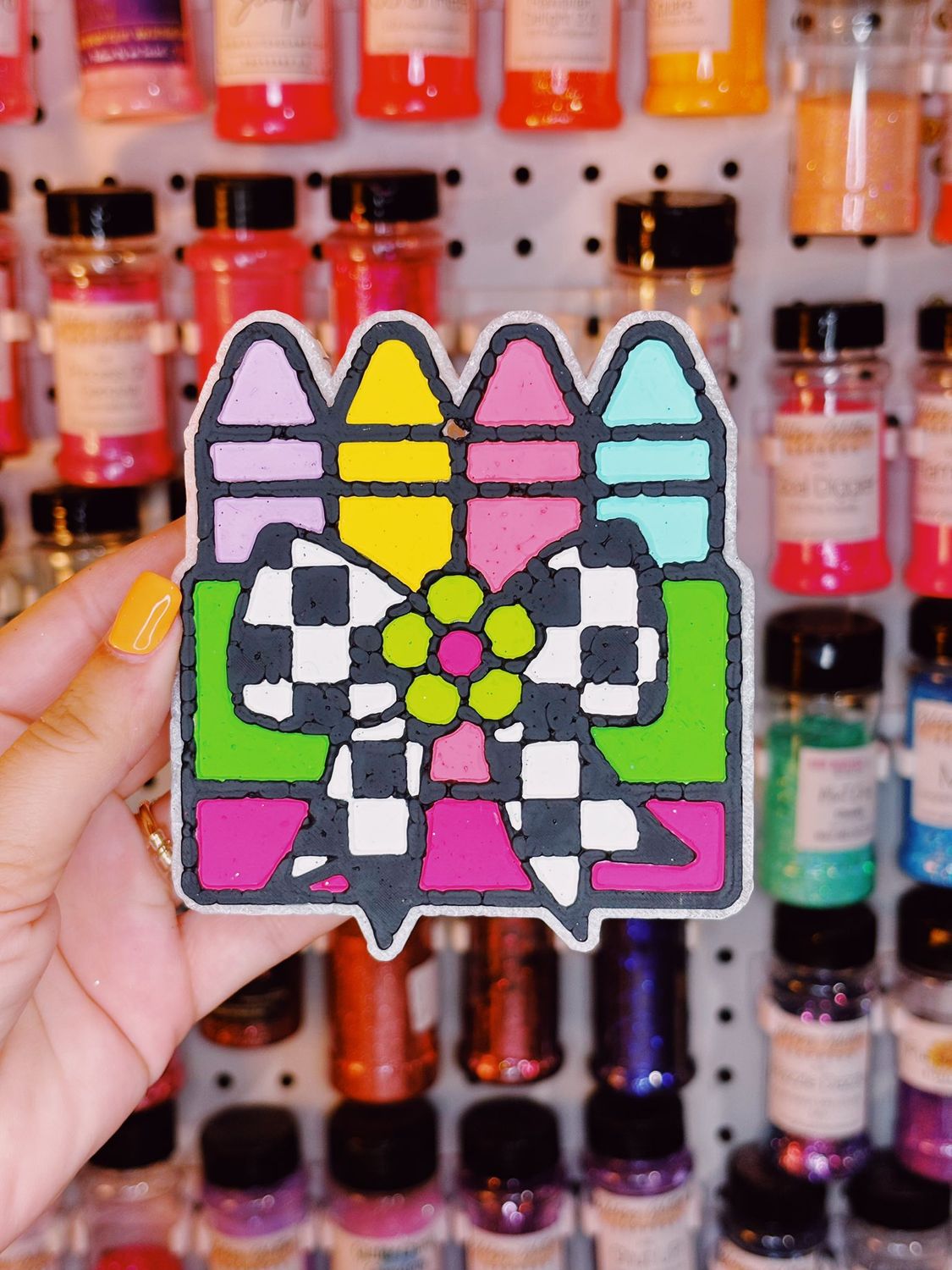 Checkered crayons