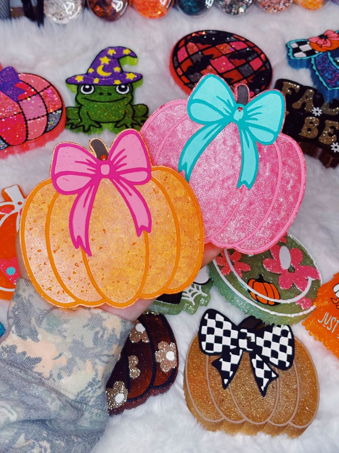 Pumpkin with bow