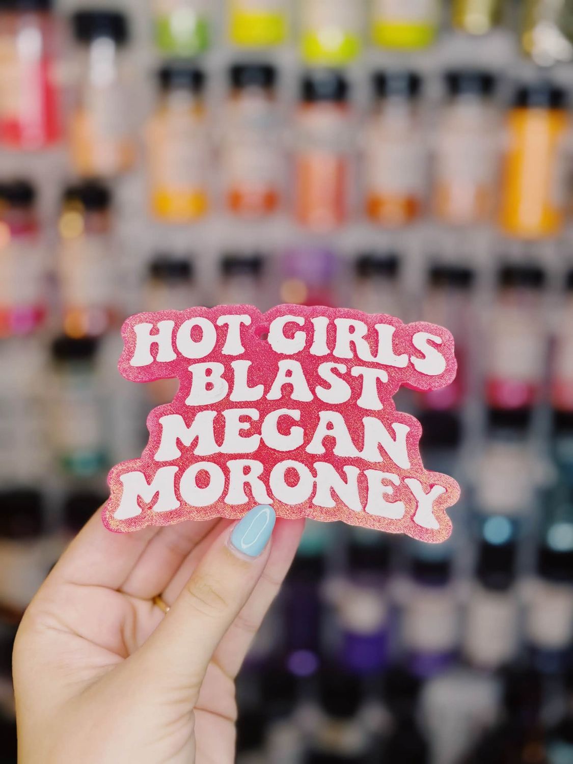Hot girls blast Megan Moroney