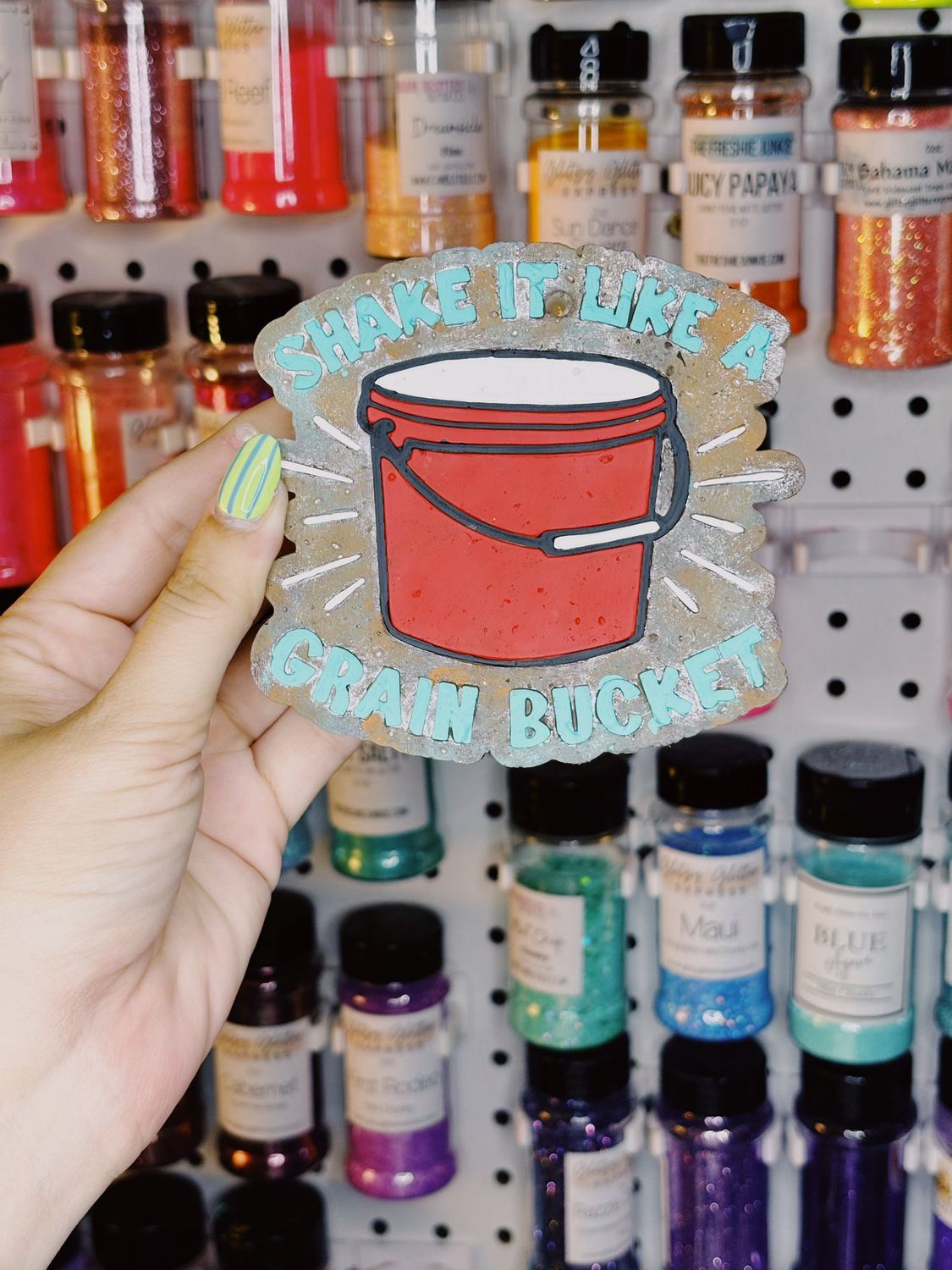 Shake it like a grain bucket