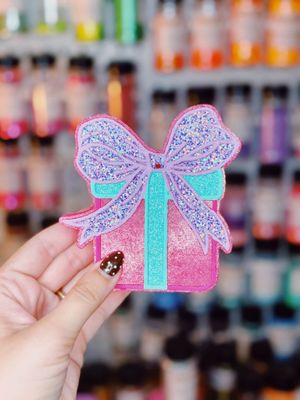 Present with bow