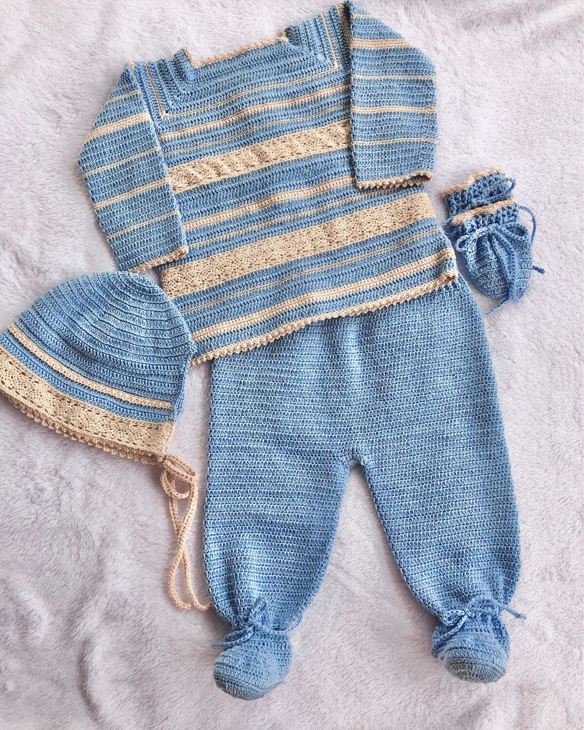 Ajuar tejido mano , new born set, ajuar de nacimiento, primera puesta tejida a mano