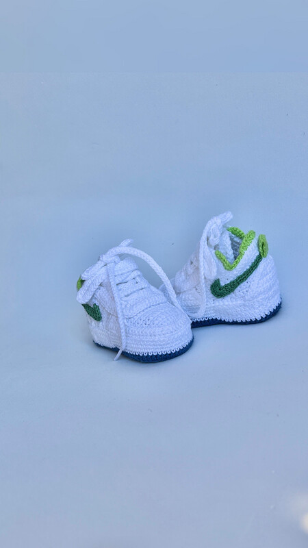 Nike sneakers for babies 