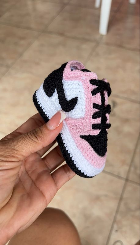 Crochet Baby Jordan 1 low