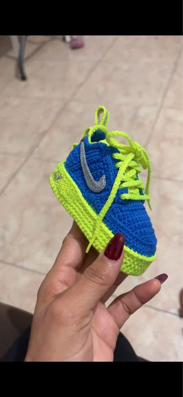 Crochet Nike's Air Force 1 LV8 Utility