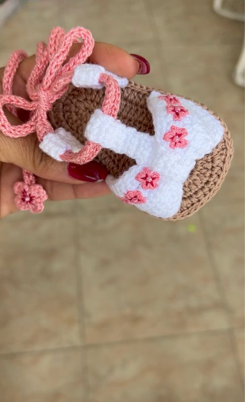 Blossom sandals