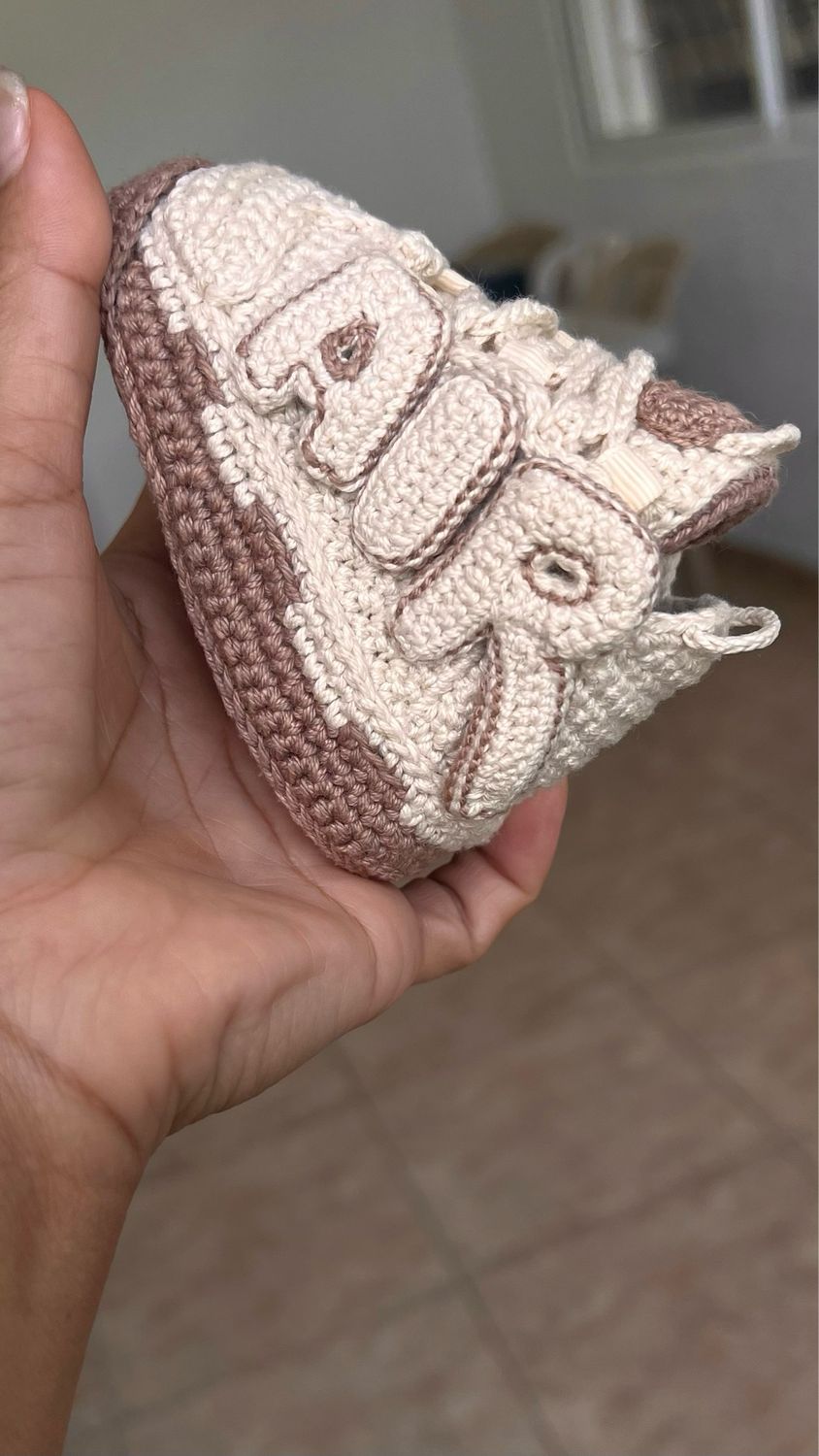 Crochet sneakers nike uptempo style 