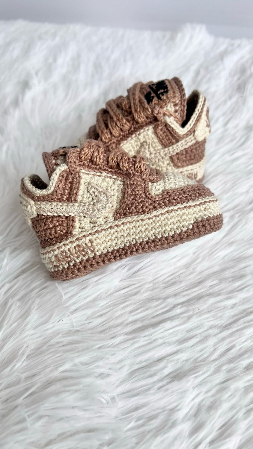 Crochet Nike Air Force 1&#39;07 Low x Labubu style 