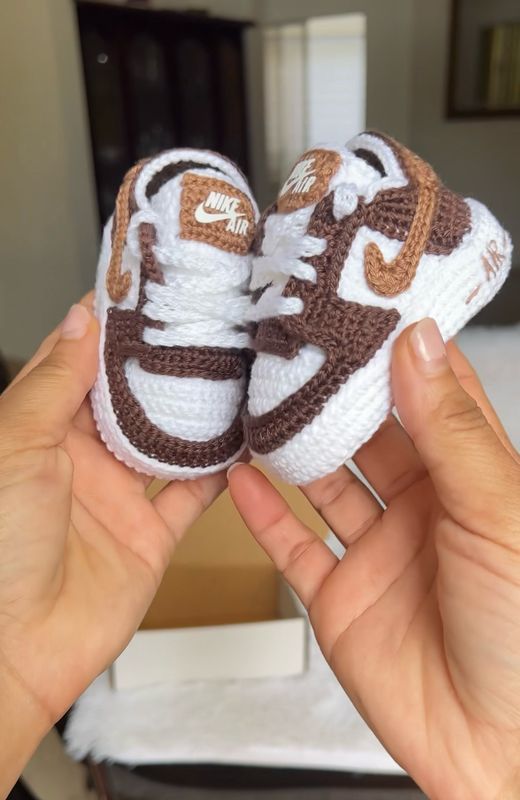 crochet AIR FORCE 1 style sneakers