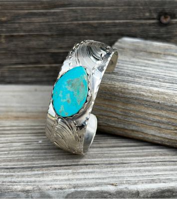 B-77 Teardrop Turquoise Cuff
