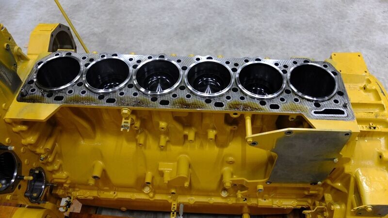 Used C18 SHORT BLOCK 
367-2208
