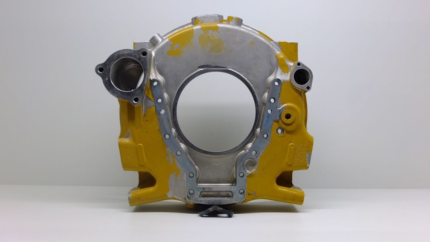 Used FLYWHEEL HOUSING Parts number: 148-1973