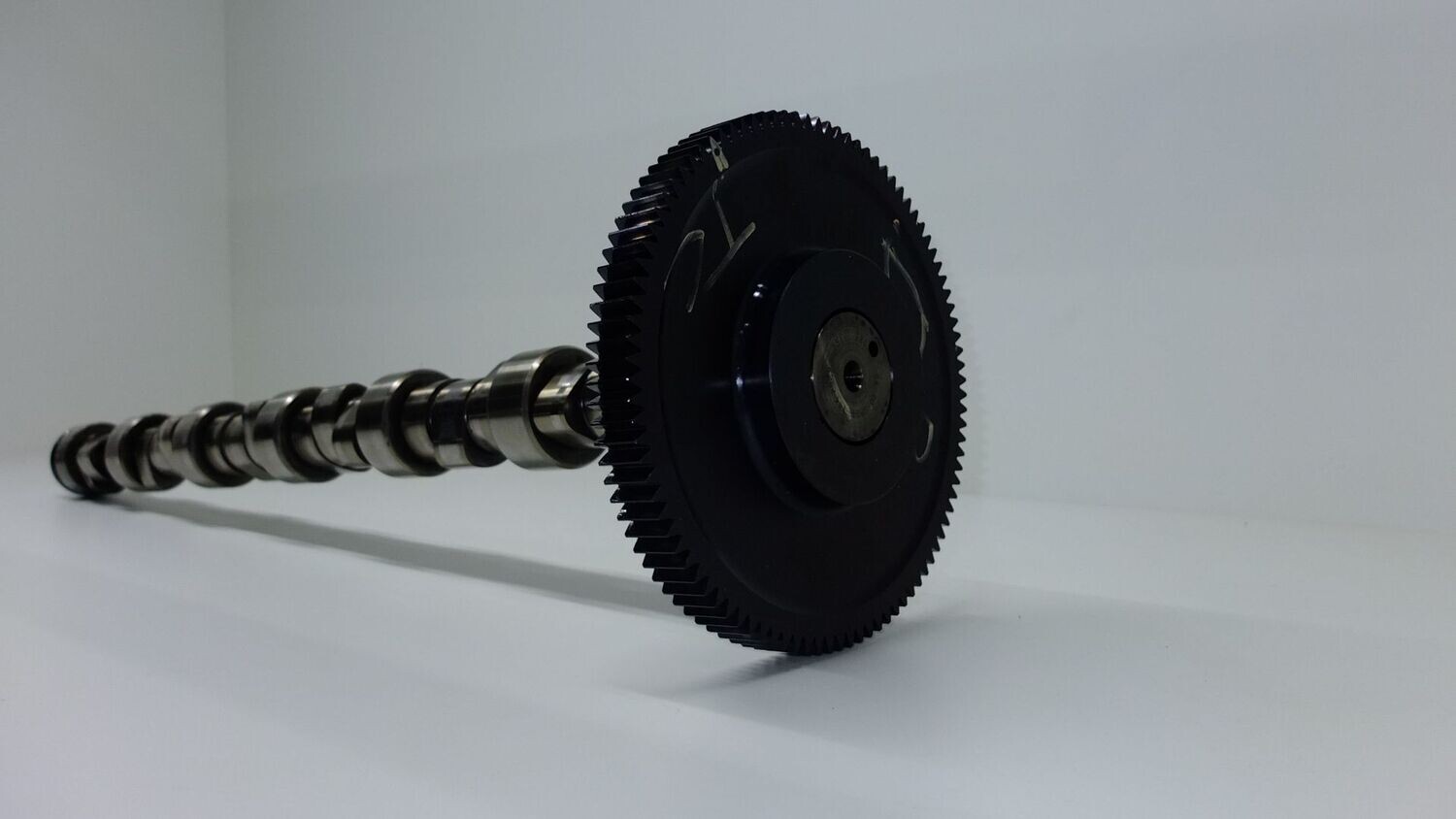 Used CAMSHAFT Parts number: 214-7187