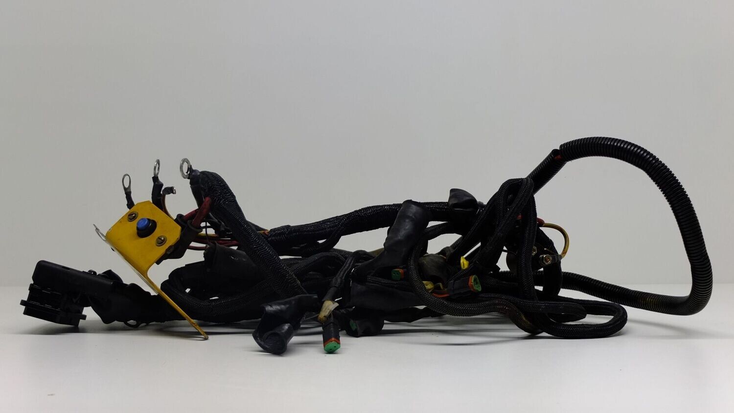 Used HARNESS Parts number: 214-3172