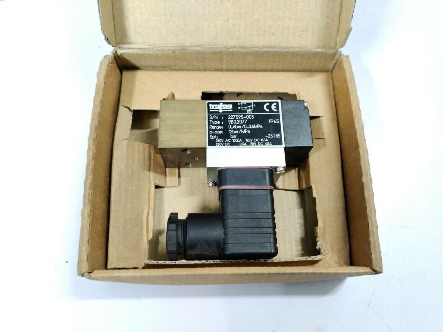 Trafag 9B0.2077 PICOSTAT Range: 0...6BAR