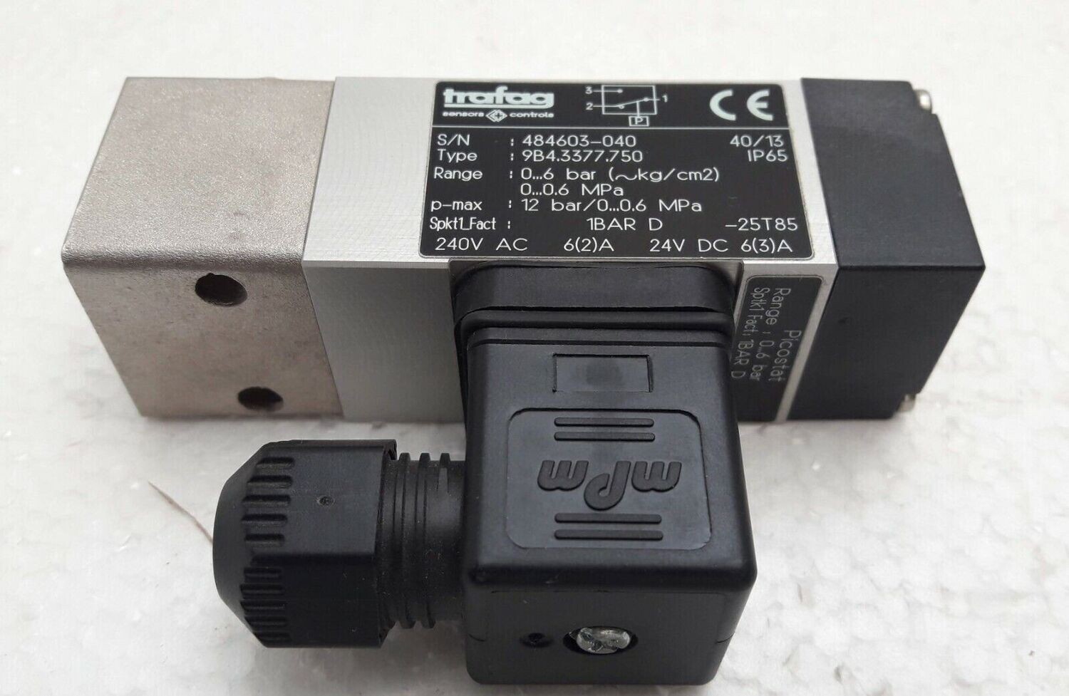 TRAFAG 9B4.3377.750 PICOSTAT PRESSURE SWITCH PST4B 9B4