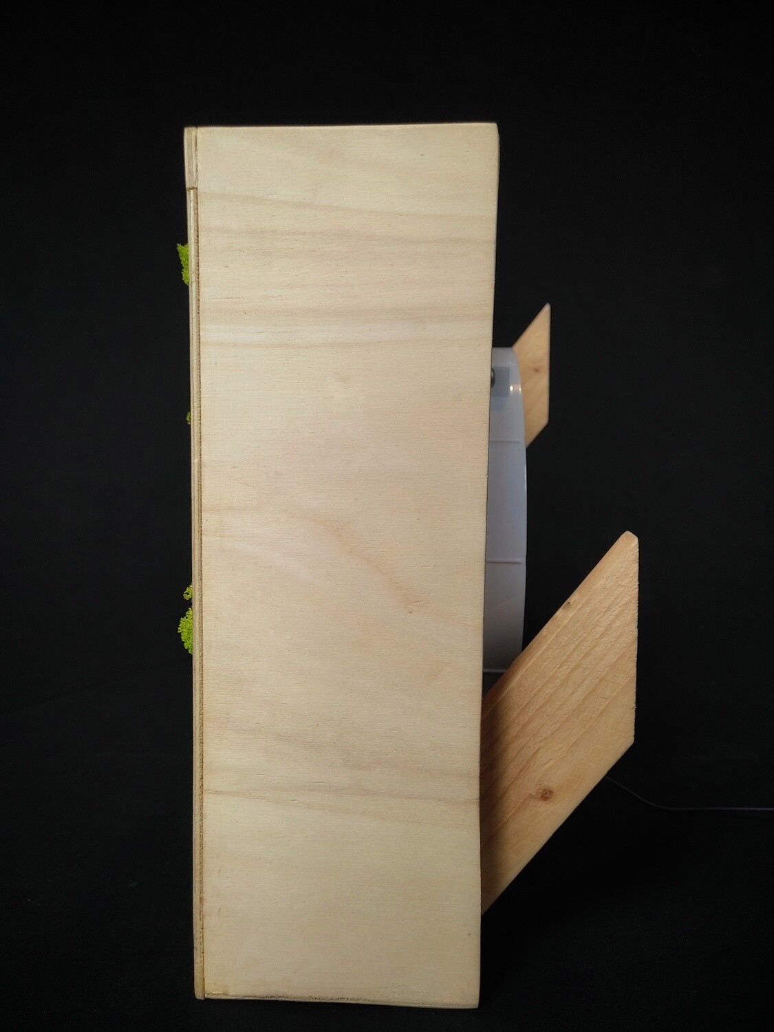 Mounting gear