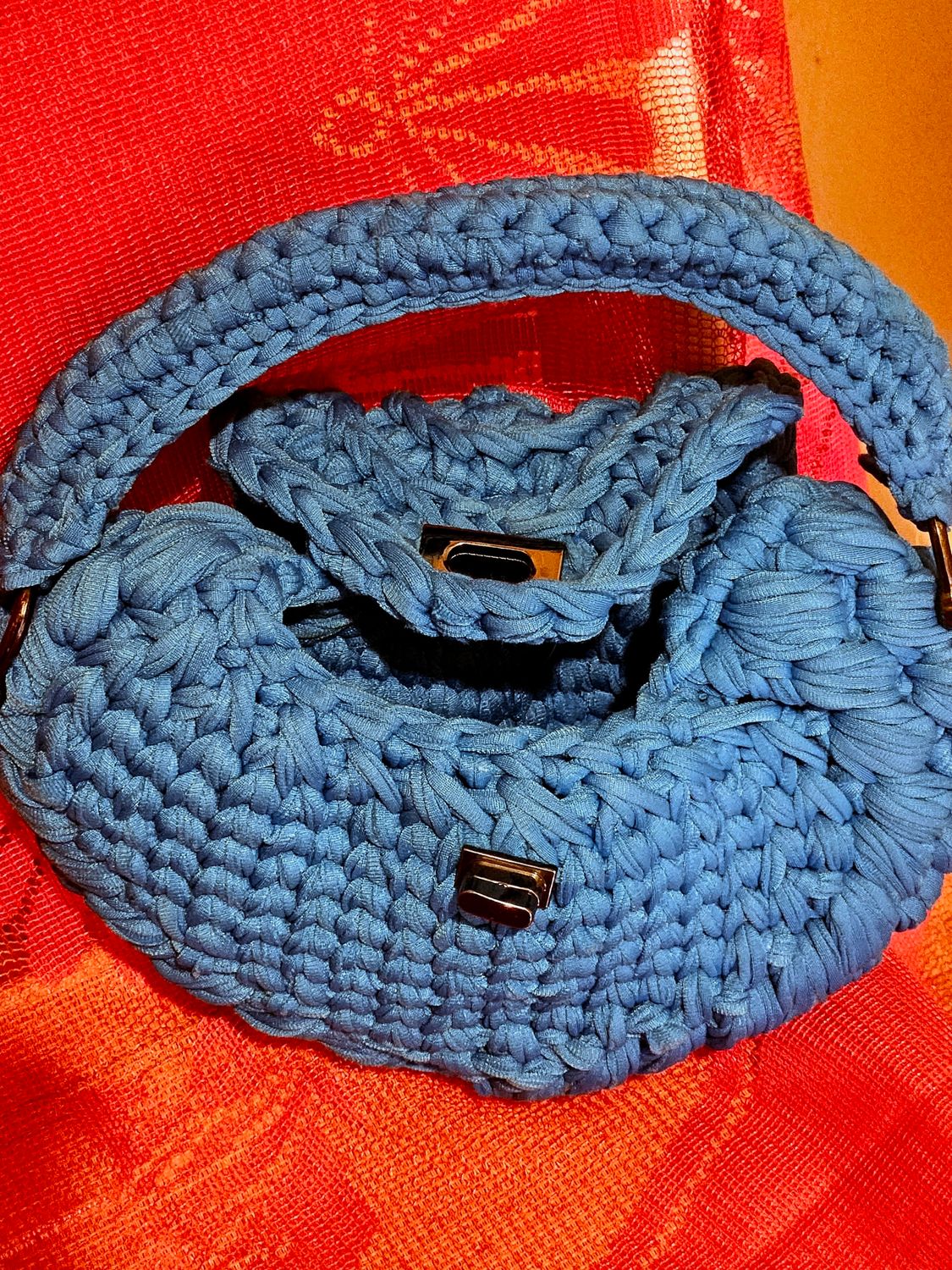 The" The Crocheted Purse " The Ocean Deep ". 