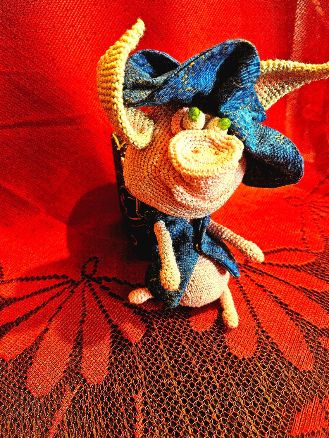 Victor, the crocheted Piglet key chain Toy.