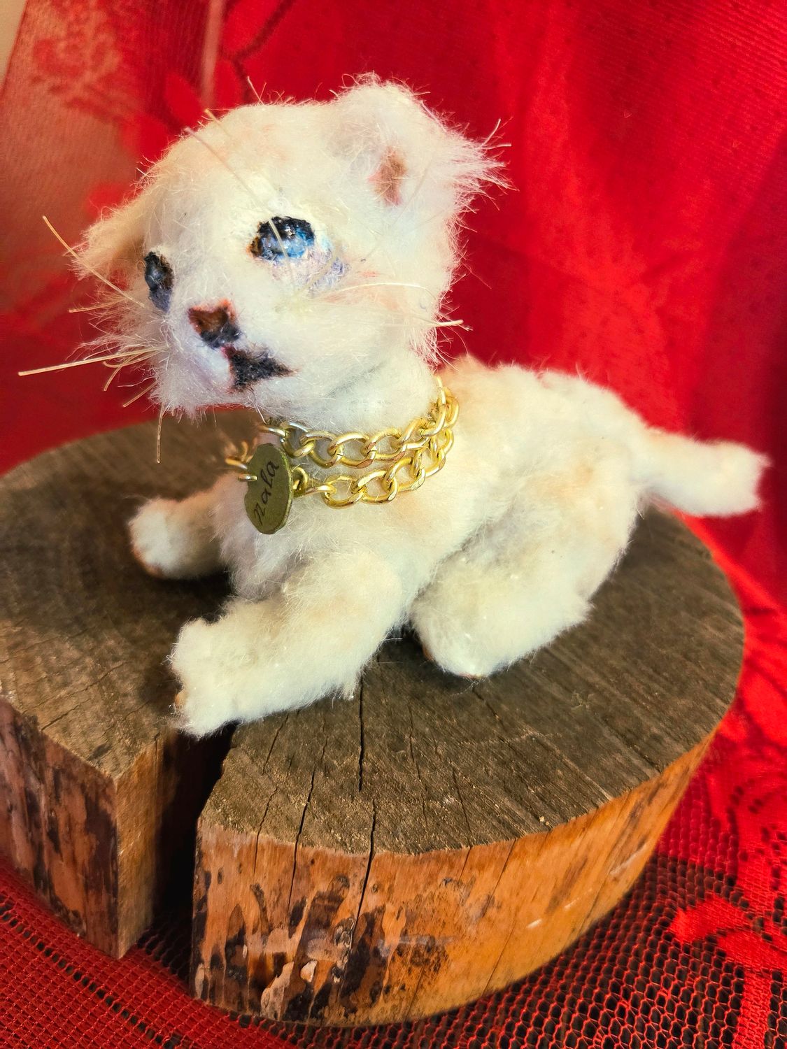 Lion Nala Charm