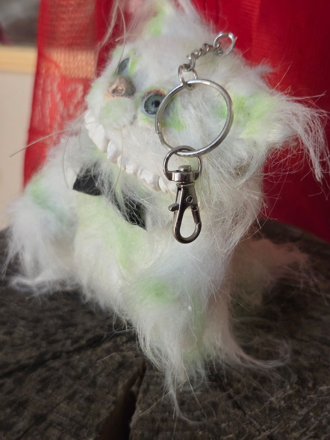 Max, the Cheshire Cat Charm.