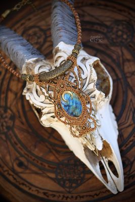Anunnaki Macrame Necklace with Labradorite