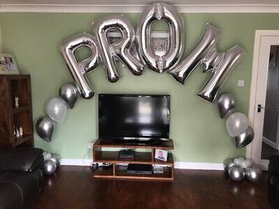 Prom Arch Small (suitable for a home setting)