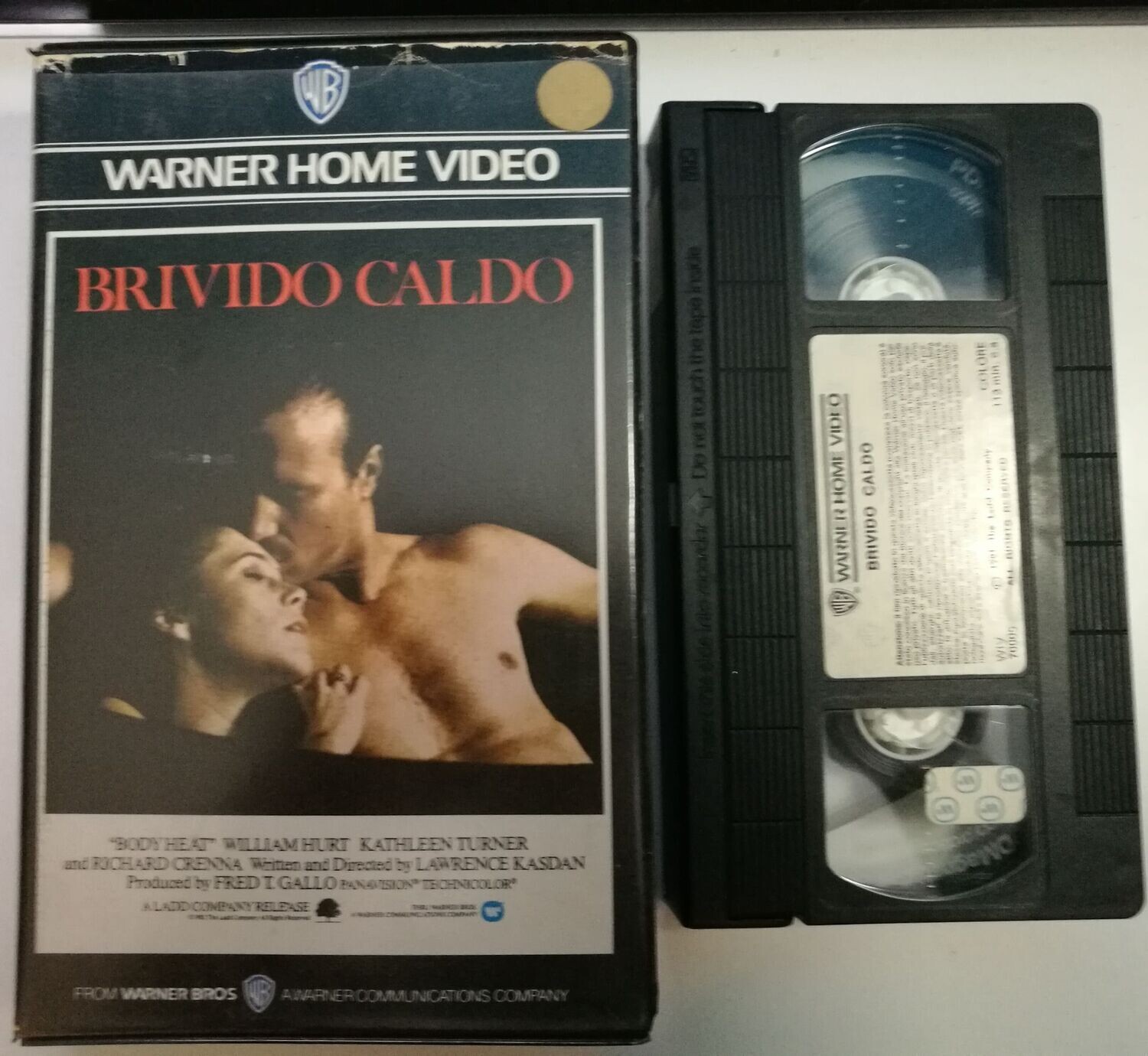 TeknoFilm - VHS – BRIVIDO CALDO di Lawrence Kasdan (1981) - WARNER BROS