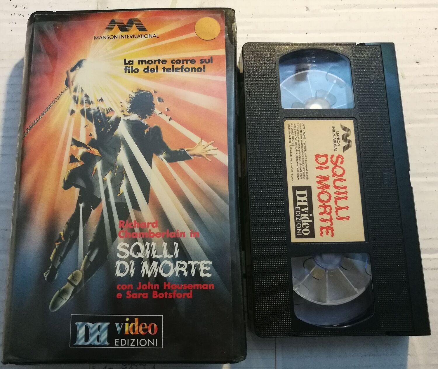 TeknoFilm - VHS – SQUILLI DI MORTE  di Michael Anderson (1980) - DB VIDEO (INEDITO IN DVD)