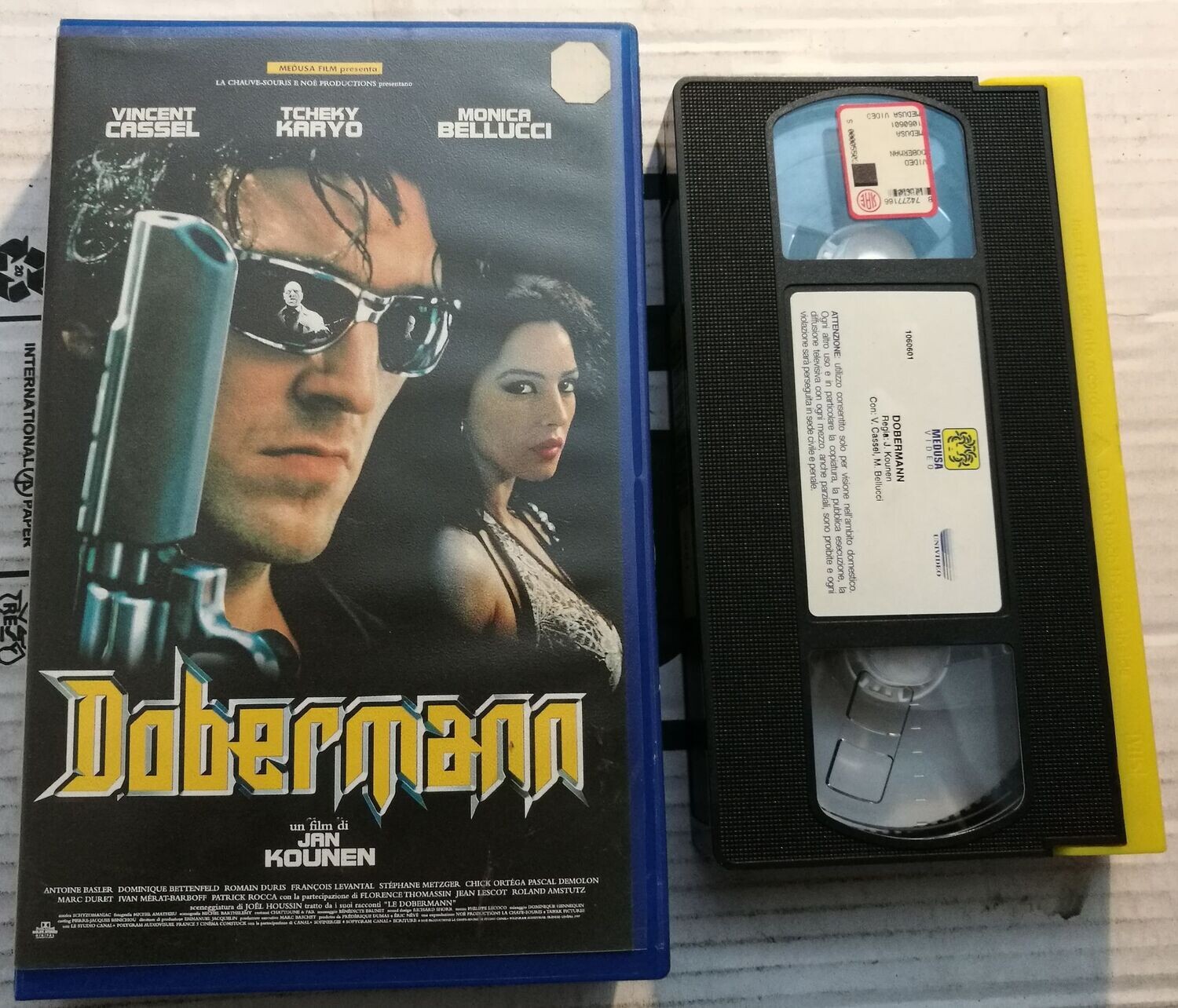 TeknoFilm - VHS – DOBERMANN di Jan Kounen (1997) - MEDUSA