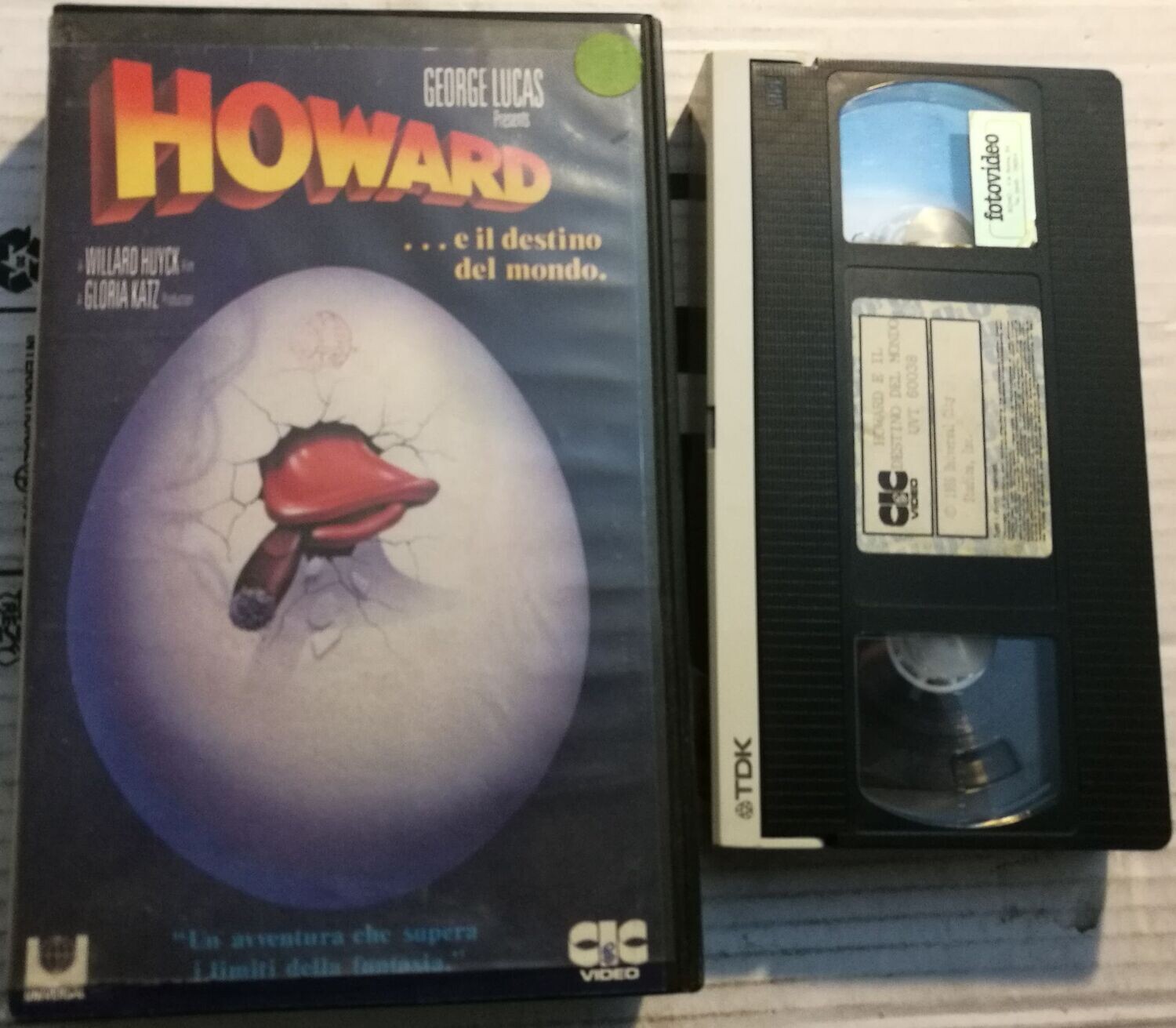 TeknoFilm - VHS – HOWARD E IL DESTINO DEL MONDO di Willard Huyck (1986) - CIC