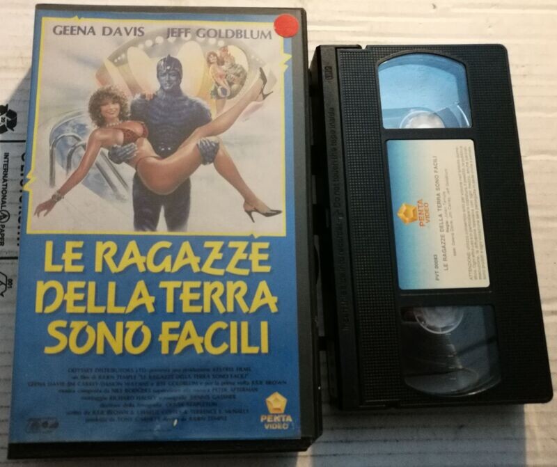 TeknoFilm - VHS – LE RAGAZZE DELLA TERRA SONO FACILI di Julien Temple (1989) - PENTA VIDEO