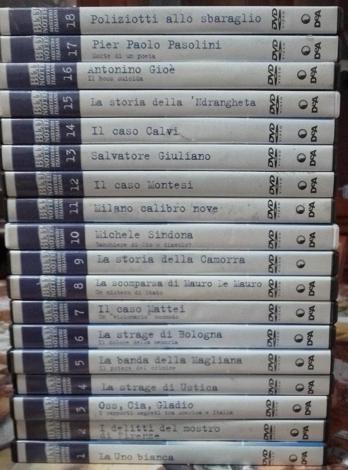 TeknoFilm - Pacchetto Edizione speciale 39 DVD - Carlo Lucarelli presenta Blu notte: Misteri italiani (2004-2007) - DE AGOSTINI
