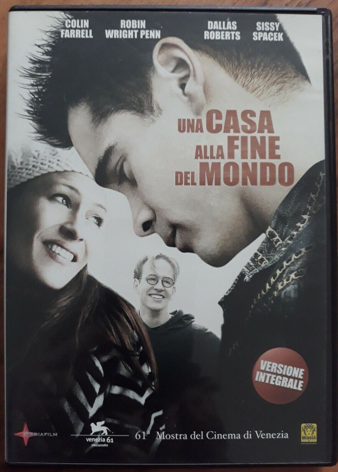 TeknoFilm - DVD (Versione integrale) - UNA CASA ALLA FINE DEL MONDO di Michael Mayer (2004) - MEDUSA