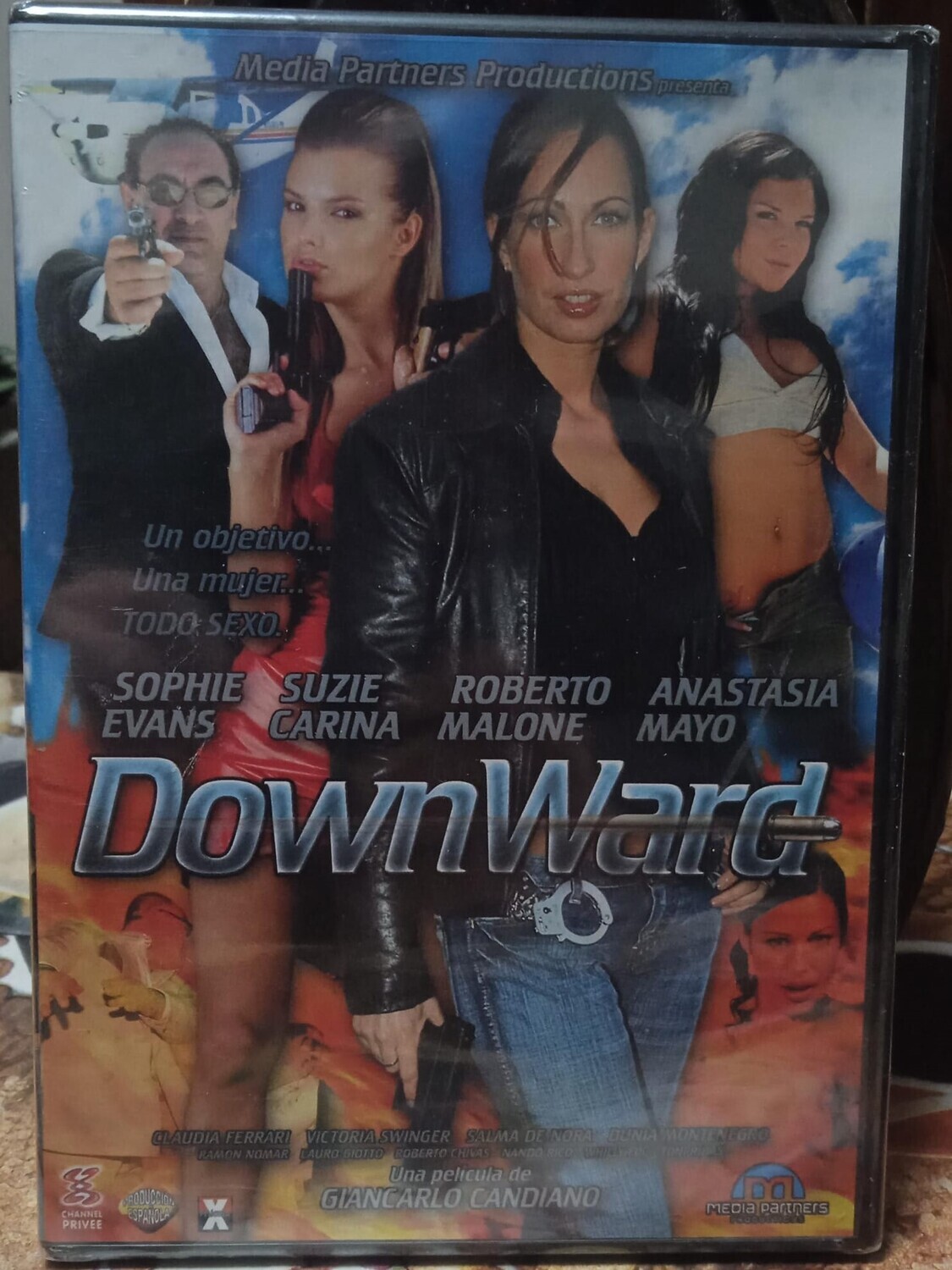 TeknoFilm - DVD (Lingua spagnola) – DOWNWARD di Giancarlo Candiano - MEDIA PARTNER