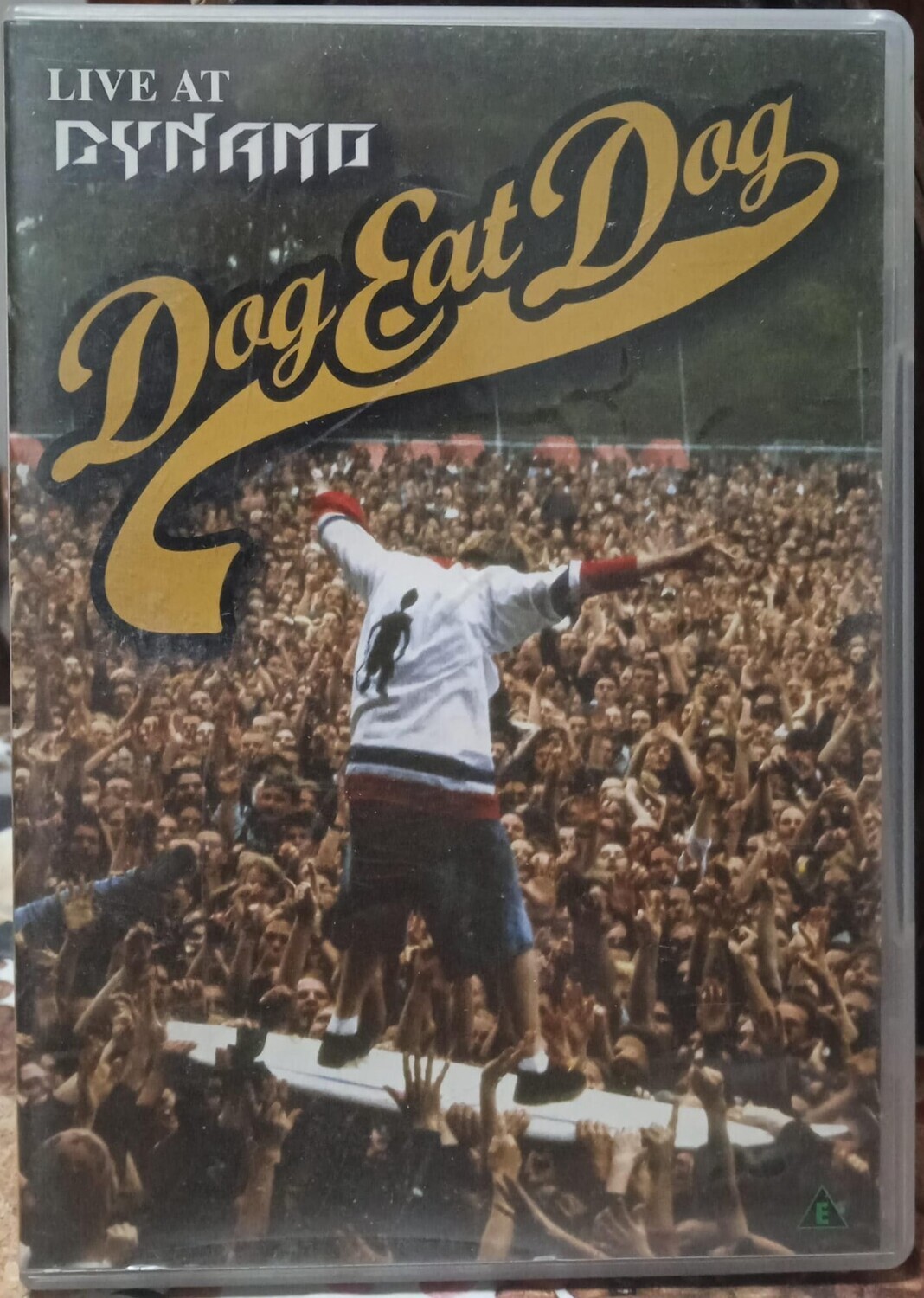 TeknoFilm - DVD – DOG EAT DOG - LIVE AT DYNAMO (1996) - UNIVERSAL MUSIC