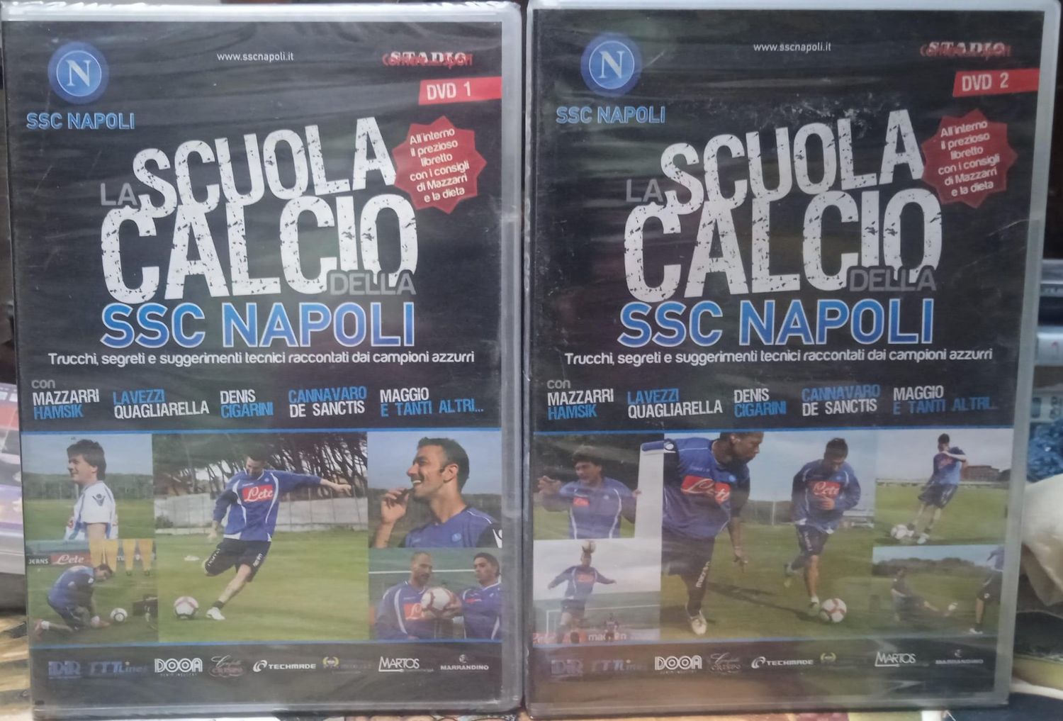 TeknoFilm - 2 DVD – LA SCUOLA CALCIO DELLA SSC NAPOLI - Trucchi, segreti e suggerimenti tecnici raccontati dai campioni azzurri - CORRIERE DELLO SPORT