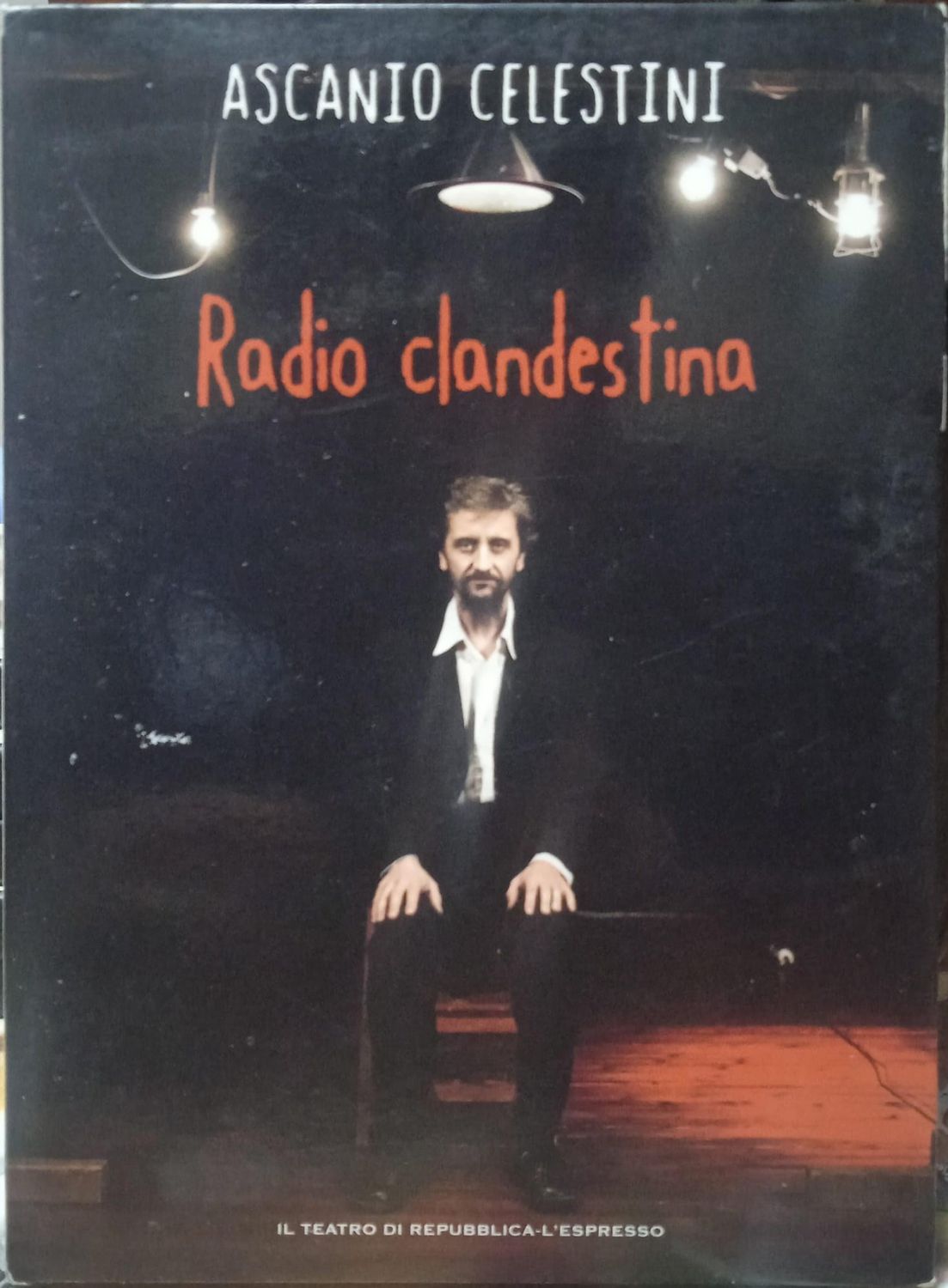 TeknoFilm - DVD – Ascanio Celestini - RADIO CLANDESTINA (2012) - REPUBBLICA/L'ESPRESSO