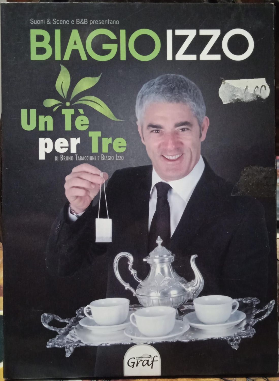 TeknoFilm - DVD – BIAGIO IZZO - UN TE' PER TRE di Claudio Insegno (2010) - GRAF ITALICA