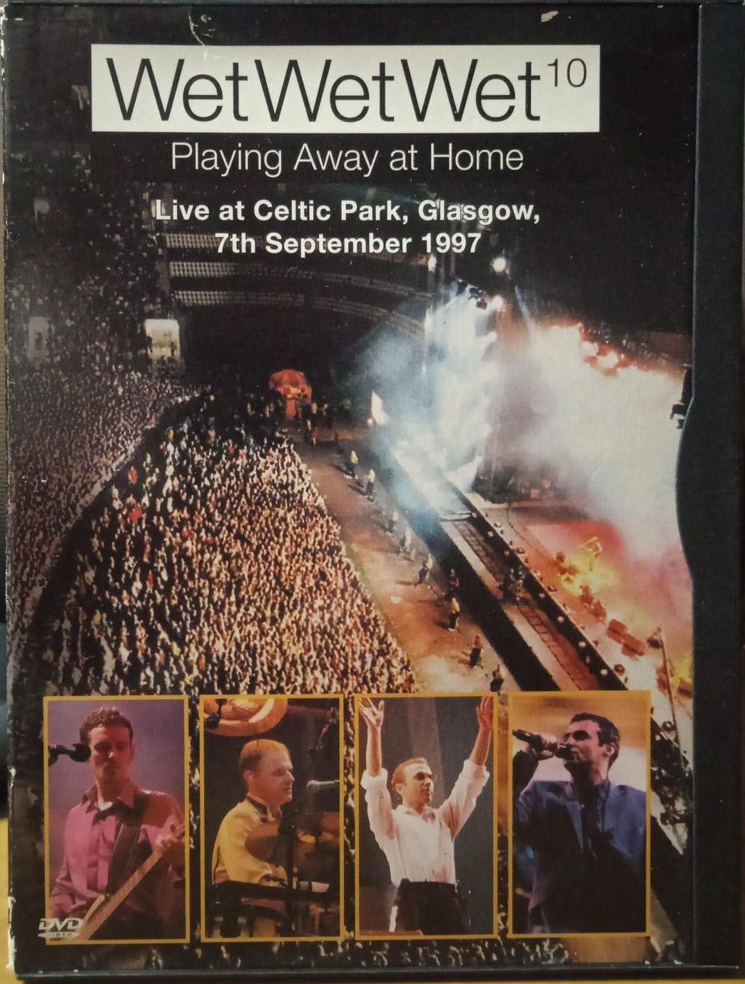 TeknoFilm - DVD (Snapper case) - WET WET WET - PLAYING AWAY AT HOME (Live at Celtic Park, Glasgow, 7th september 1997) di C. Hilson e T. Cunningham (1997) - WARNER BROS