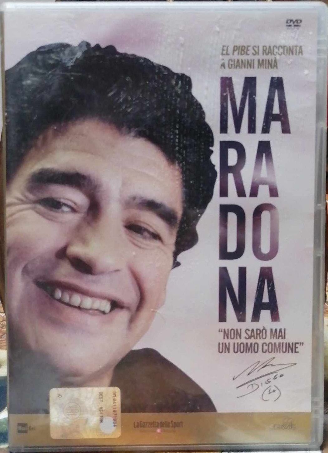 TeknoFilm - DVD – MARADONA - NON SARO' MAI UN UOMO COMUNE Vol. 10 - "NON SARO' MAI UN UOMO COMUNE" di Gianni Minà - GAZZETTA DELLO SPORT