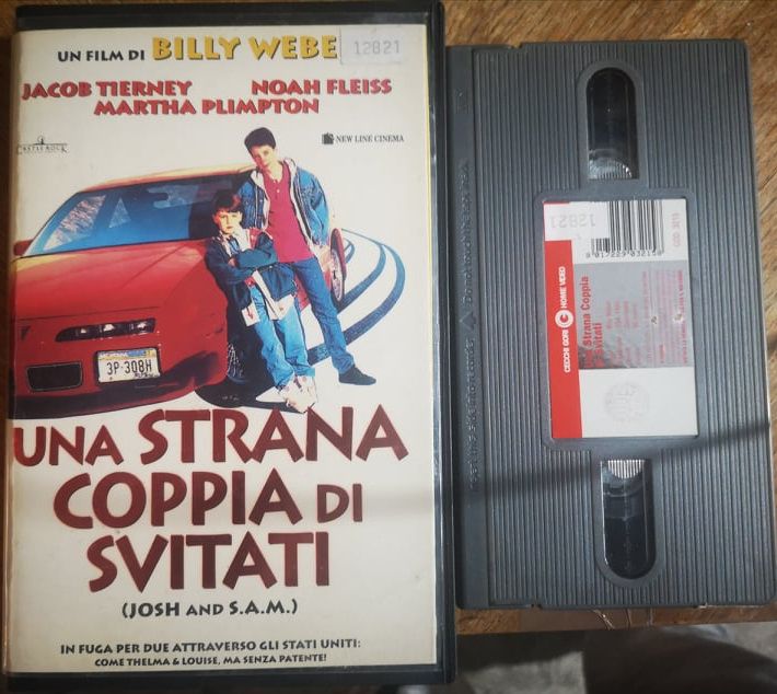 TeknoFilm - VHS (Copertina tagliata) – UNA STRANA COPPIA DI SVITATI di Billy Weber (1994) - CECCHI GORI HOME VIDEO (INEDITO IN DVD)