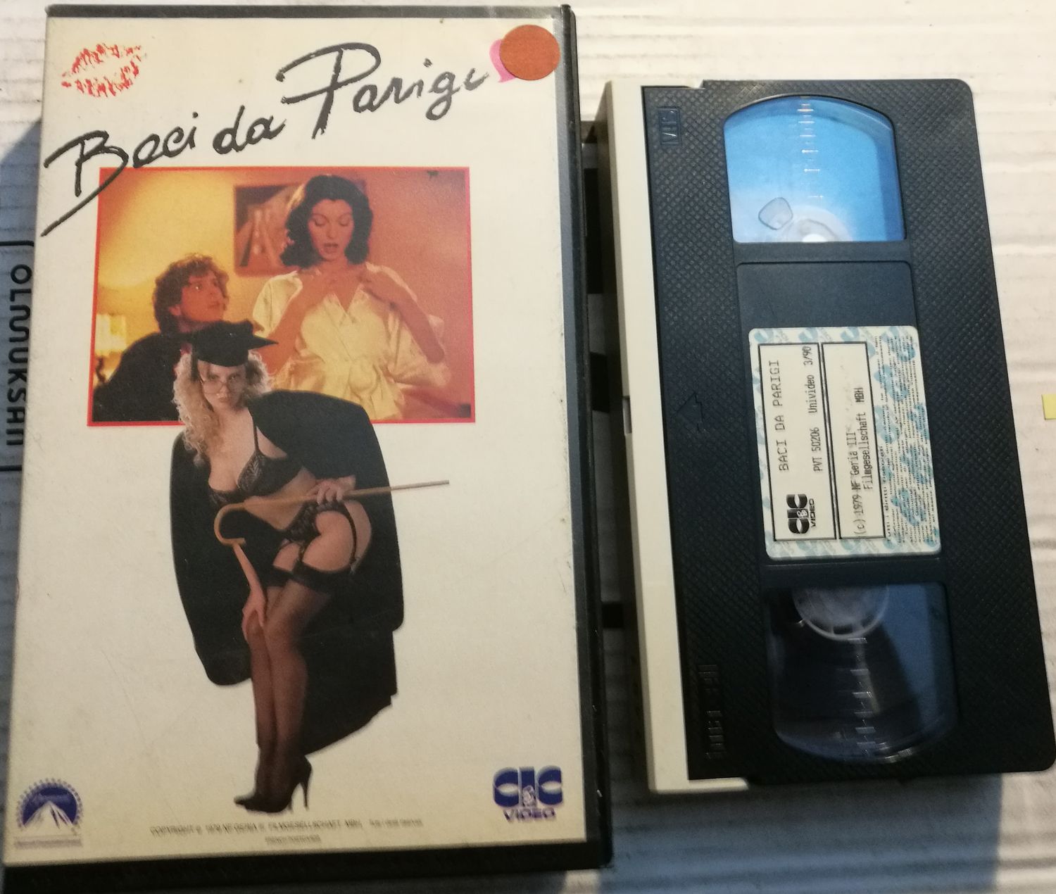 TeknoFilm - VHS – BACI DA PARIGI di Willard Huyck (1979) - CIC (INEDITO IN DVD)